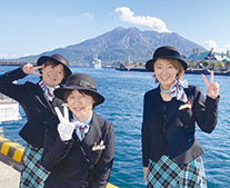 九州福岡西日本の観光バス(貸切バス・バスガイド)福岡観光バス株式会社自社ガイド 写真1